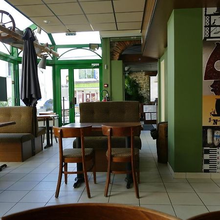 Oree-d'Anjou Logis Hotels Le Champalud Restaurant La Citadelle מראה חיצוני תמונה
