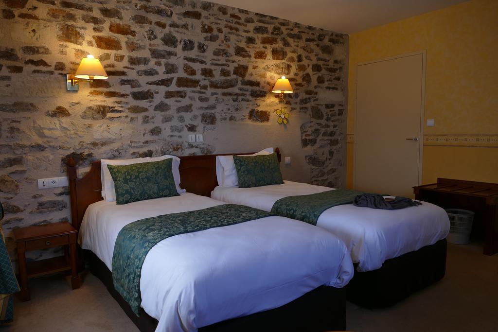 Oree-d'Anjou Logis Hotels Le Champalud Restaurant La Citadelle חדר תמונה