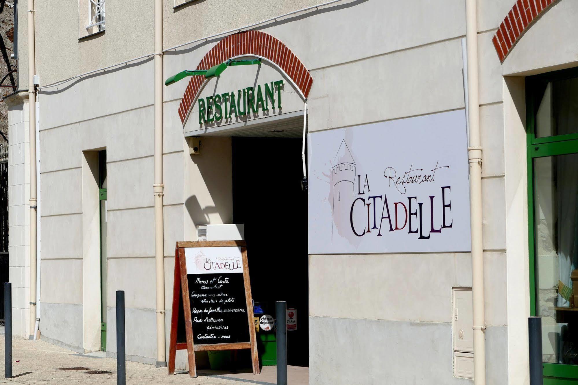Oree-d'Anjou Logis Hotels Le Champalud Restaurant La Citadelle מראה חיצוני תמונה