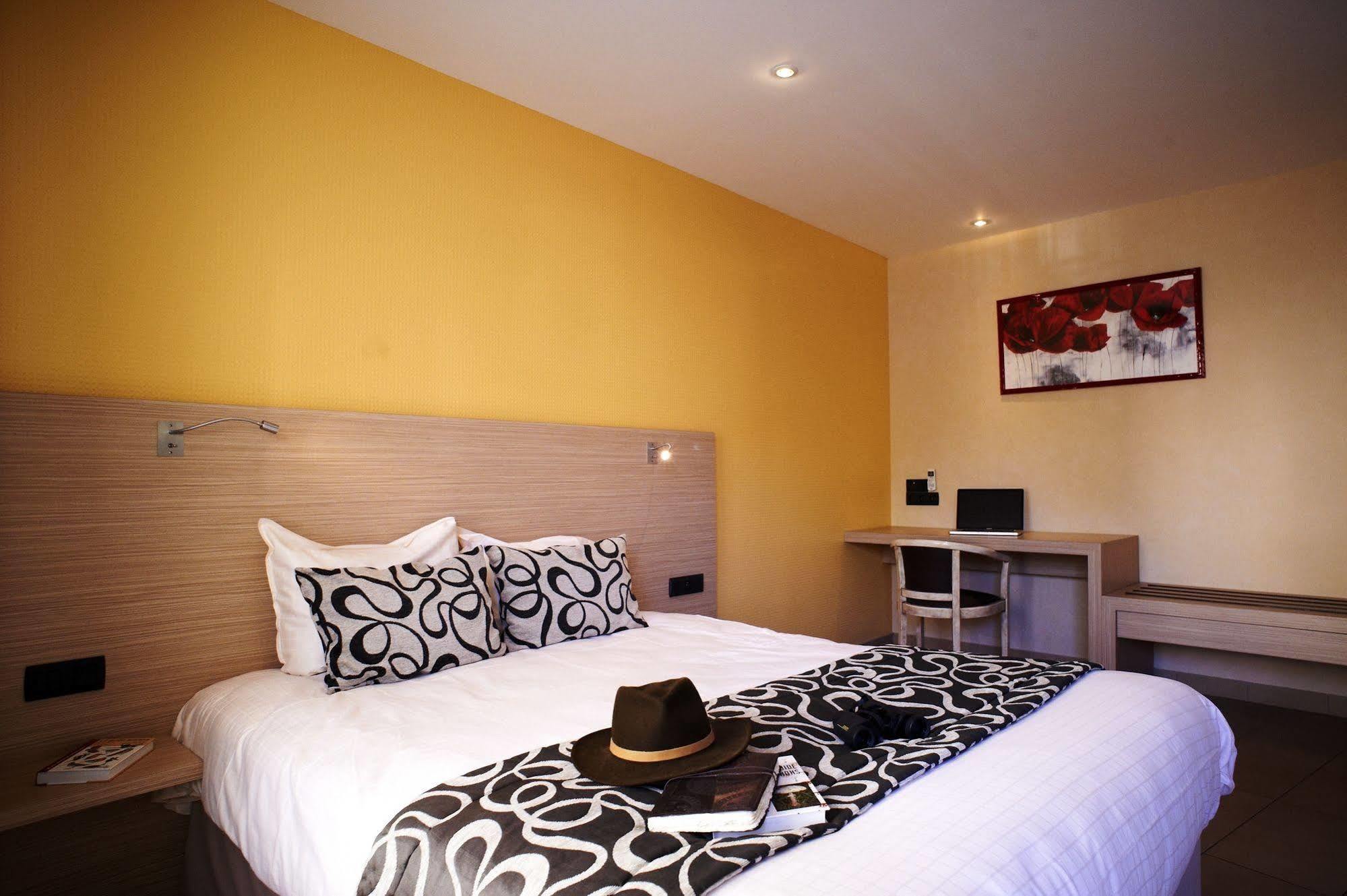 Oree-d'Anjou Logis Hotels Le Champalud Restaurant La Citadelle מראה חיצוני תמונה
